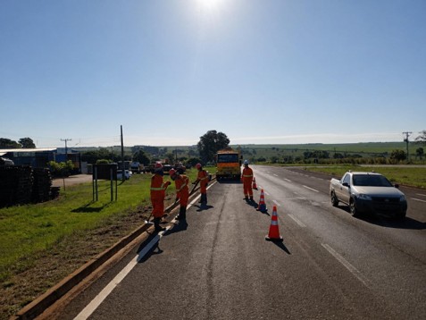 Caminhos da Celulose reforça serviços de manutenção e segurança nas BR-262, BR-267 e MS-040